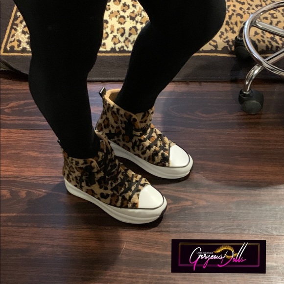 🐆Cheetah Print 🐆 Platform Sneaker - Picture 4 of 5